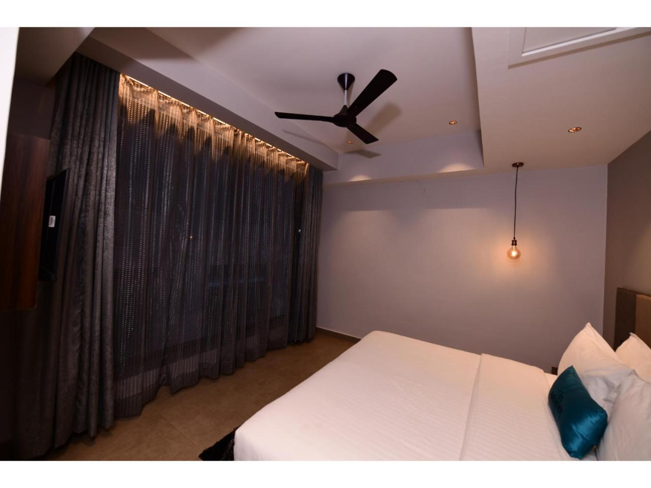 Belvedere Suites Greater Noida Zewnętrze zdjęcie
