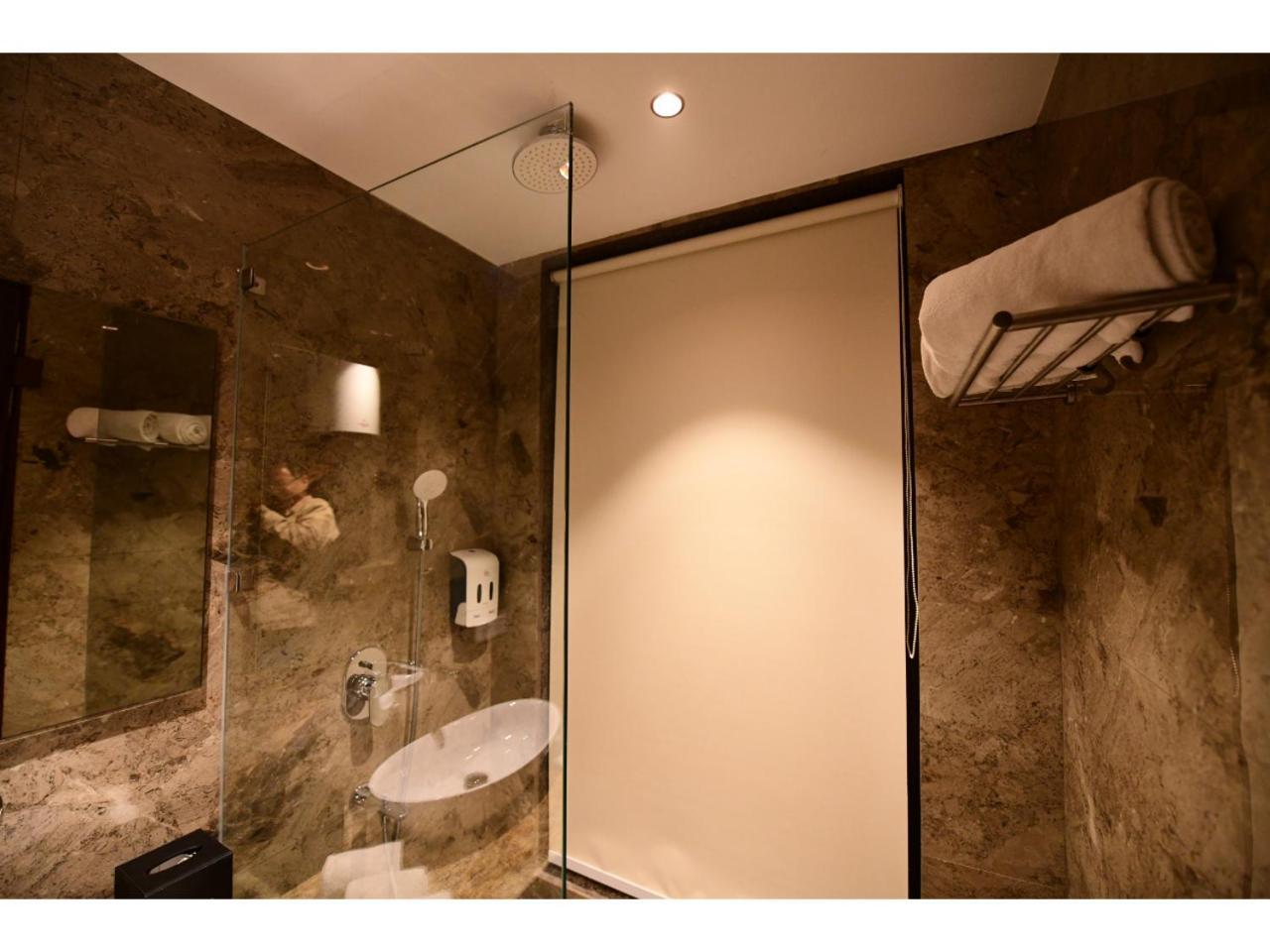 Belvedere Suites Greater Noida Zewnętrze zdjęcie